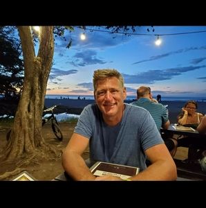 Meet your Posher, Tom